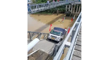 حظر إبحار سفن الممرات المائية الداخلية عبر أجزاء محددة بمحيط قناة ثوت نوت